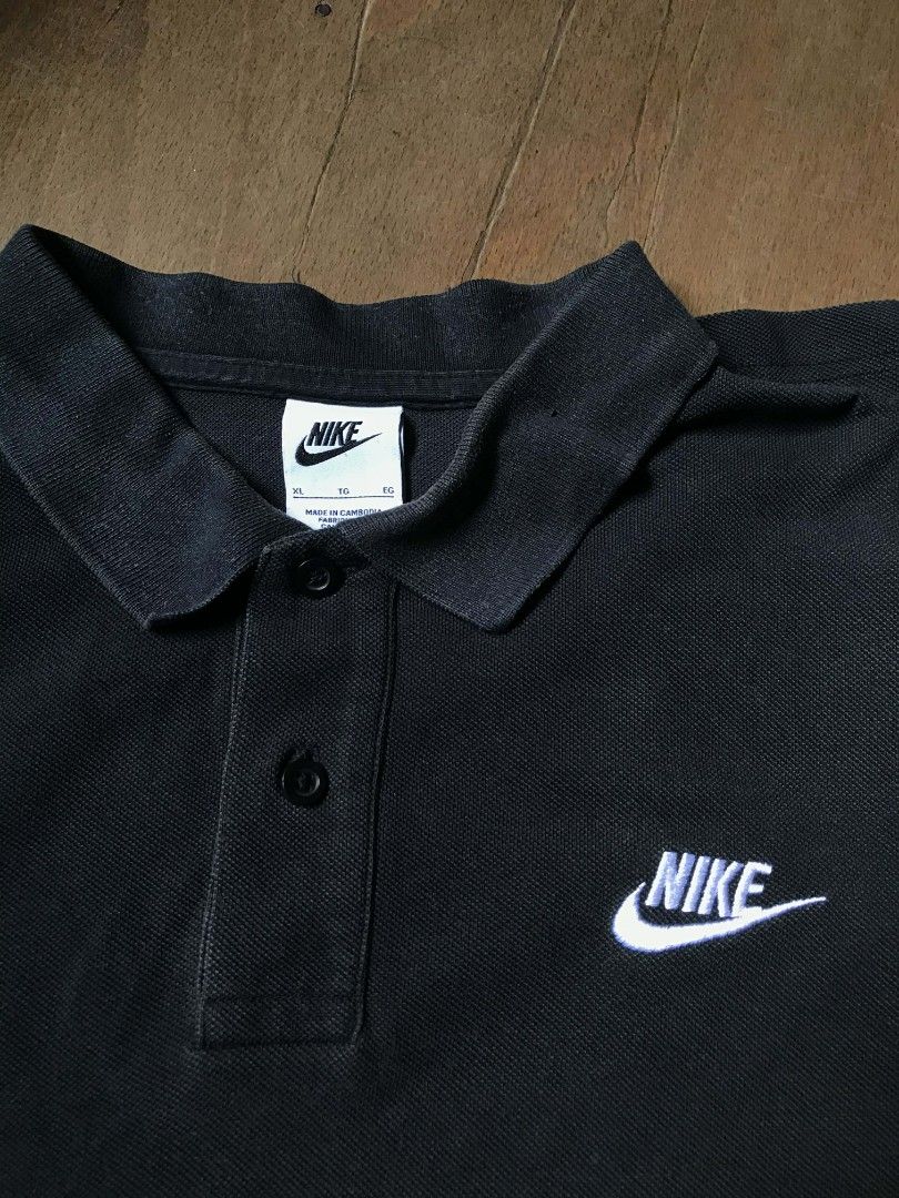 Nike polo (Category: Tshirts & Polo Shirts ) located in Manila. Submitted by thriftnicarl.3 (Listing ID 1464921376, Image 3). Description: Nike polo sizes large to xl dimes - W 22 L 26.5 price - 349 freeship via jnt 🏷️.