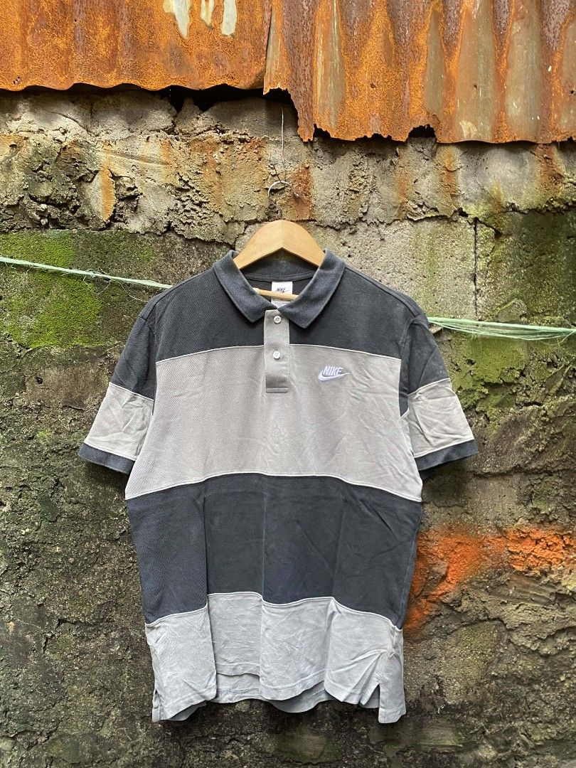 Nike polo 2tone (Category: Tshirts & Polo Shirts ) located in Manila. Submitted by thriftnicarl.3 (Listing ID 1464916916, Image 1). Description: Nike polo 2 tone sizes - xl fit sa large dimes - W 21.4 L 27 price - 499 Free ship via jnt 🏷️.