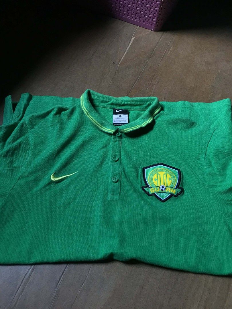 Nike polo guoan (Category: Tshirts & Polo Shirts ) located in Manila. Submitted by thriftnicarl.3 (Listing ID 1464920001, Image 3). Description: Nike po goun sizes - xl on tag fit large dimes - W 29 L 26.5 price - 199 Free via jnt 🏷️.