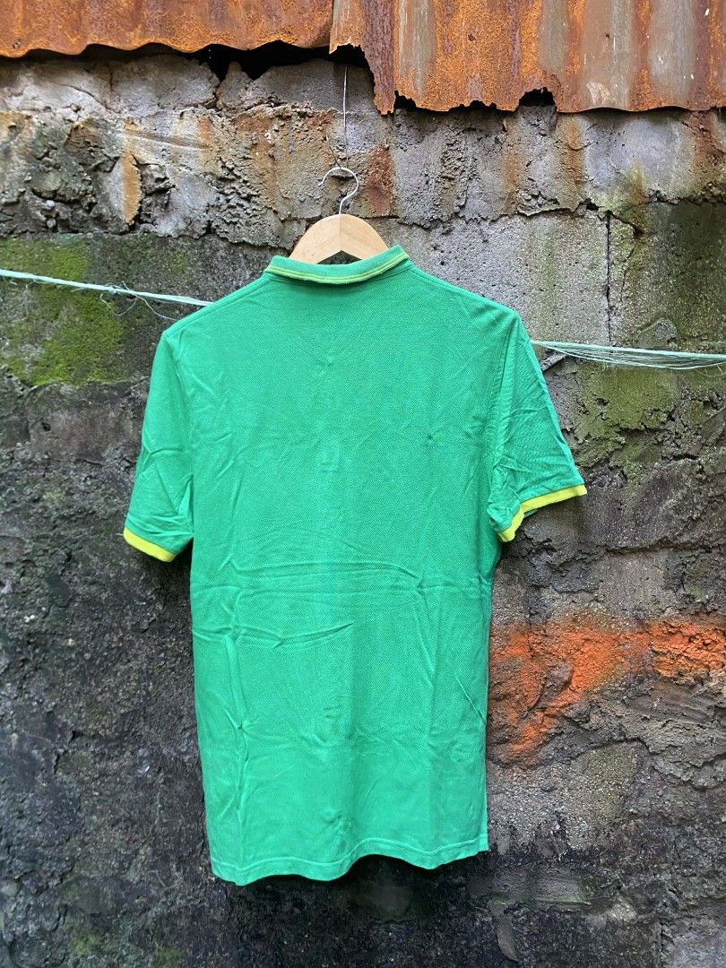 Nike polo guoan (Category: Tshirts & Polo Shirts ) located in Manila. Submitted by thriftnicarl.3 (Listing ID 1464920001, Image 2). Description: Nike po goun sizes - xl on tag fit large dimes - W 29 L 26.5 price - 199 Free via jnt 🏷️.