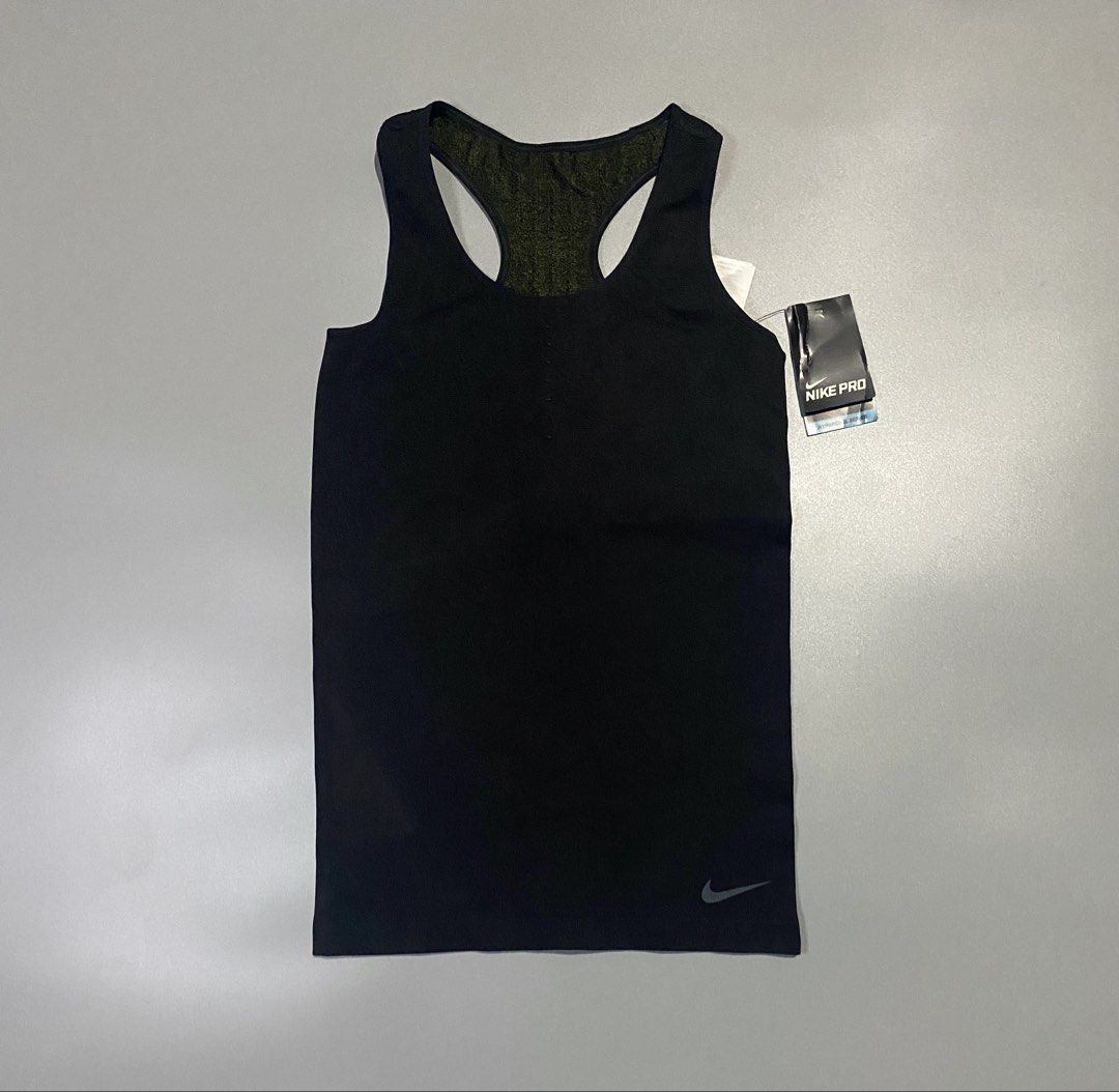 Nike Pro Hypercool Series (Category: Activewear) located in Jamindan. Submitted by suecyyythrift (Listing ID 1464904609, Image 1). Description: 14 Width 25 Length Like new No Flaws.