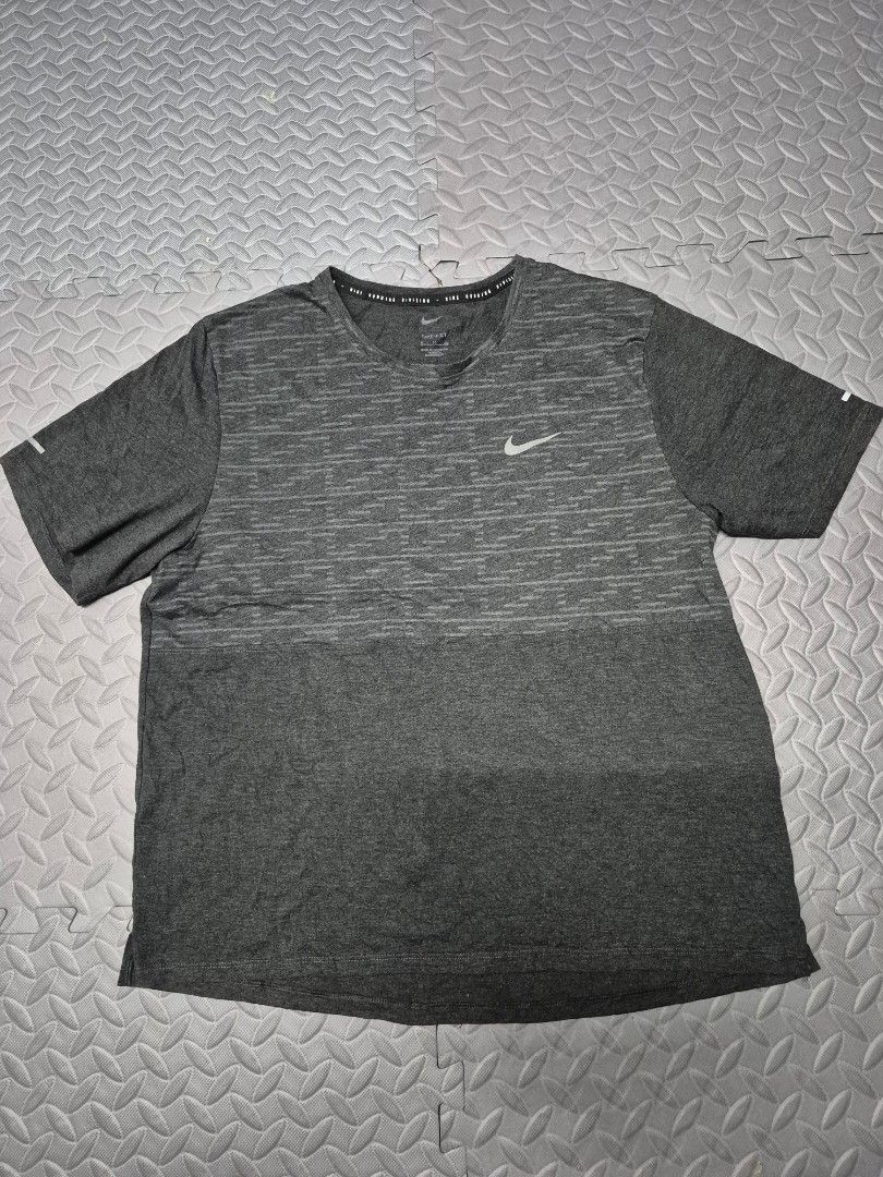 Nike Running (Category: Tshirts & Polo Shirts ) located in Cavite. Submitted by wearit_again (Listing ID 1464872992, Image 2). Description: Nike Drifit.