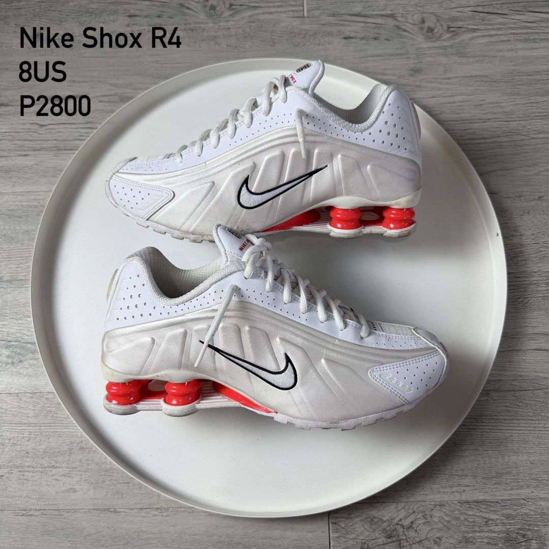 Nike Shox R4 (Category: Sneakers) located in Valenzuela. Submitted by wornagainstudios (Listing ID 1464883865, Image 1). Description: Used twice 9wmns 8mns.