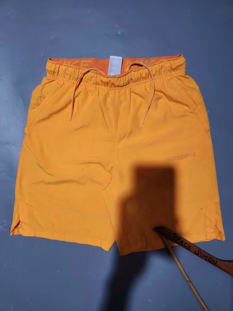 nike sport (Category: Activewear) located in General Santos City (Dadiangas). Submitted by alzacksimo35414 (Listing ID 1464891993, Image 1). Description: 599 +sf PHOTO MAY VARY DUE TO LIGHTING 🥰 Brand: NIKE ✅️actual dimention 32-34 × 15.5 ✅️as new condition ✅️9.9 colorate ✅no issue DISCLAIMER: Please note that I ZACK SIMON is not affiliated with or endorsed by any brand. Any brand names or trademarks mentioned are the properties of their respect