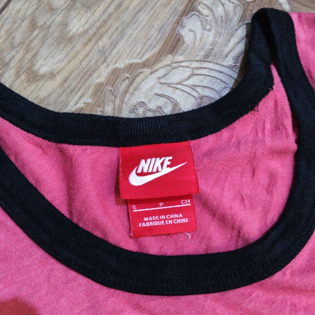 NIKE TANK TOP (Category: Tshirts & Polo Shirts ) located in Polomolok. Submitted by cjramada (Listing ID 1464800782, Image 3). Description: NIKE TANK TOP ‎ ‎Excellent Condition ‎Size - Small ‎Dimes - 18x24.5 ‎Color Rate - 9.8/10 ‎No Issue ‎ ‎₱349+SF ‎.