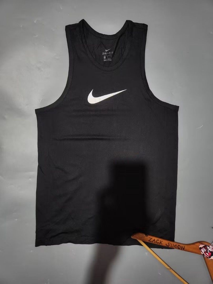 nike tanktop (Category: Activewear) located in General Santos City (Dadiangas). Submitted by alzacksimo35414 (Listing ID 1464906379, Image 1). Description: PHOTO MAY VARY DUE TO LIGHTING 🥰 Brand: NIKE Tanktop ✅️size M ✅️actual dimention 19 × 29.5 ✅️as new condition ✅️9.9 colorate ✅no issue 580 +sf DISCLAIMER: Please note that I ZACK SIMON is not affiliated with or endorsed by any brand. Any brand names or trademarks mentioned are the properties 