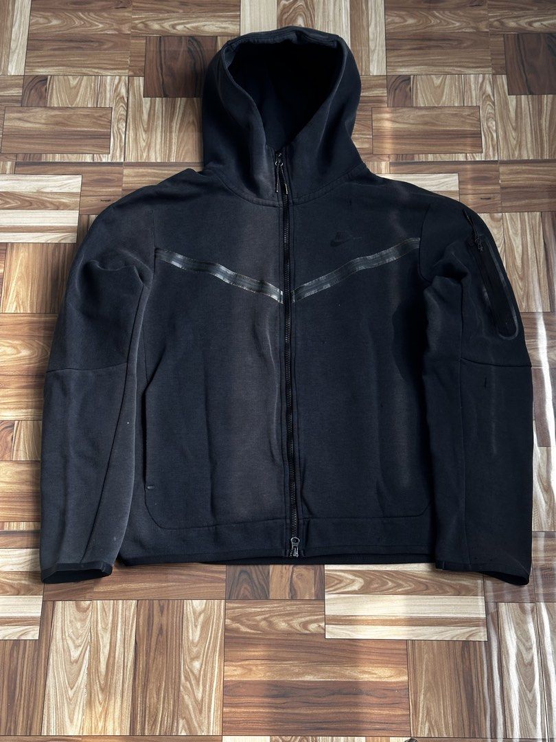 Nike Tech Fleece (Category: Hoodies) located in Manila. Submitted by aledobrian29085 (Listing ID 1464779404, Image 1). Description: Dimes Hoodie Size: M Width: 24 Length: 27 ₱750 Pants Size: L Waist line: 15 Length: 37 ₱750 .