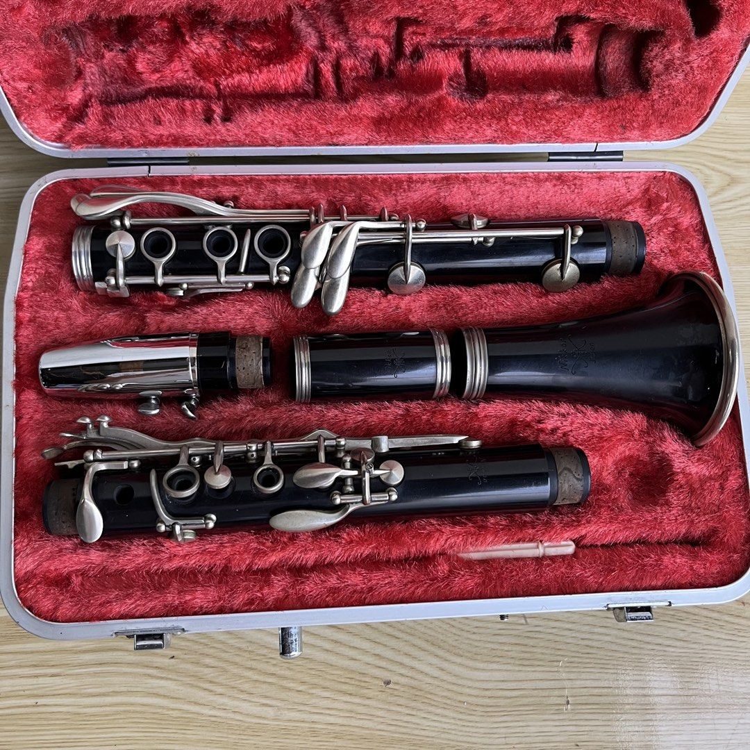 Nikkan Bb Clarinet (Category: Musical Instruments) located in San Fernando. Submitted by thethriftwardrobe.ph (Listing ID 1464770595, Image 2). Description: Vintage Nikkan Japan B-flat Clarinet (Yamaha Precursor) Selling a vintage, authentic Nikkan B-flat clarinet made in Japan. For those unfamiliar, Nikkan was Japan’s premier wind instrument maker before fusing with Yamaha in the 1970s. This model features the exact same high-quality vintage too