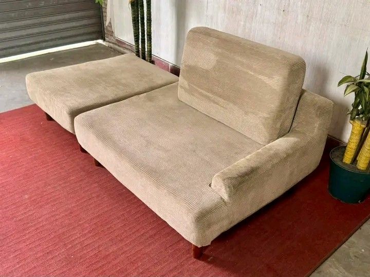 NITORI Compact Couch w/ Ottoman 60”L x 29”W x 12”SH Php 11,500 (Category: Other Home Furniture) located in Malolos. Submitted by shaishai30 (Listing ID 1464771888, Image 3). Description: .