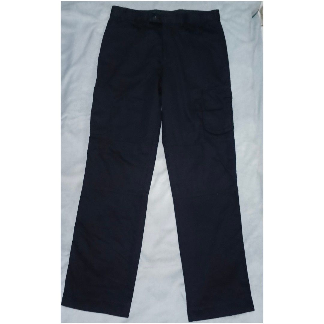 NNT Dark Navy/Black Cargo Work Pants #551 (Category: Trousers) located in Santa Cruz. Submitted by gie_thrift_shop (Listing ID 1464896750, Image 2). Description: NNT Dark Navy/Black Cargo Work Pants Color: Dark Navy / Black Size: 82R (approx. 32-33 inches waist) Length: 41 inches Pockets: 7 Pockets total (2 side slant pockets, 2 back pockets, 1 side flap cargo pocket) Condition: Pre-loved with minor signs of usage (well-maintained, minimal fabric