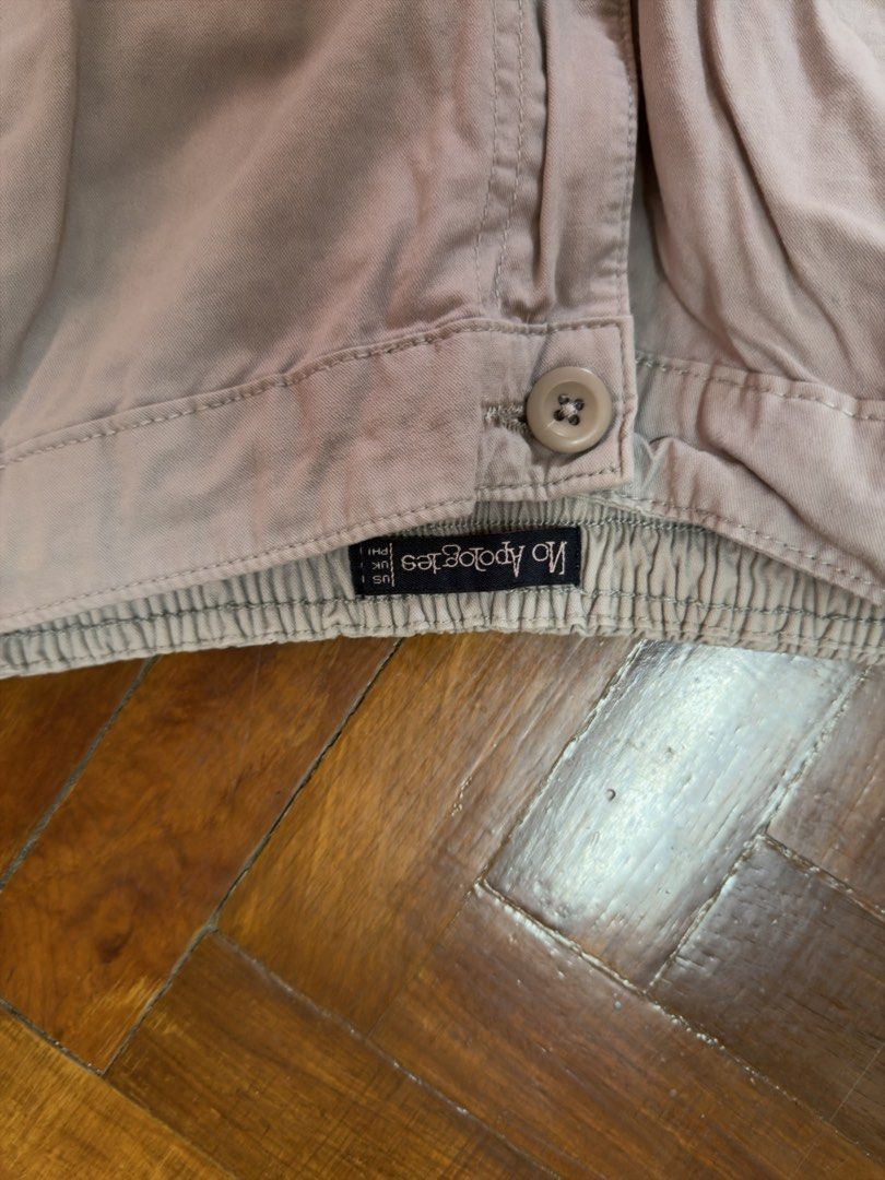 No Apologies beige cargo parachute pants size S (Category: Other Bottoms) located in Antipolo. Submitted by hiekeyana (Listing ID 1464791288, Image 2). Description: Adjustable Waistband: Elastic with drawstring and button closure .