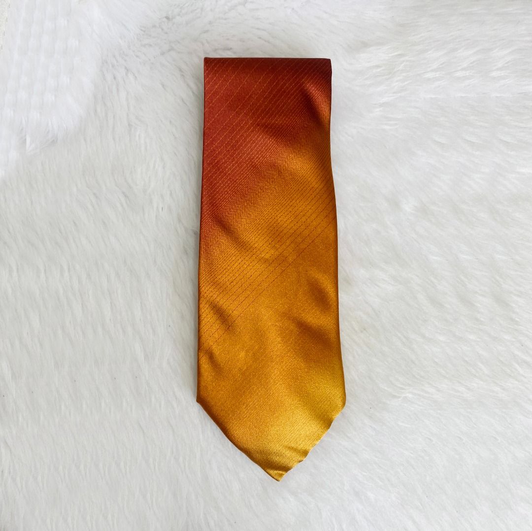 NWT Gucci Orange Red Gradient Silk Tie Necktie (Category: Ties) located in Cebu City. Submitted by posh_avenue888 (Listing ID 1464883072, Image 3). Description: Brand new. From Japan. 100% silk. Made in Italy. 3.75 inches. 100% authentic!!!.