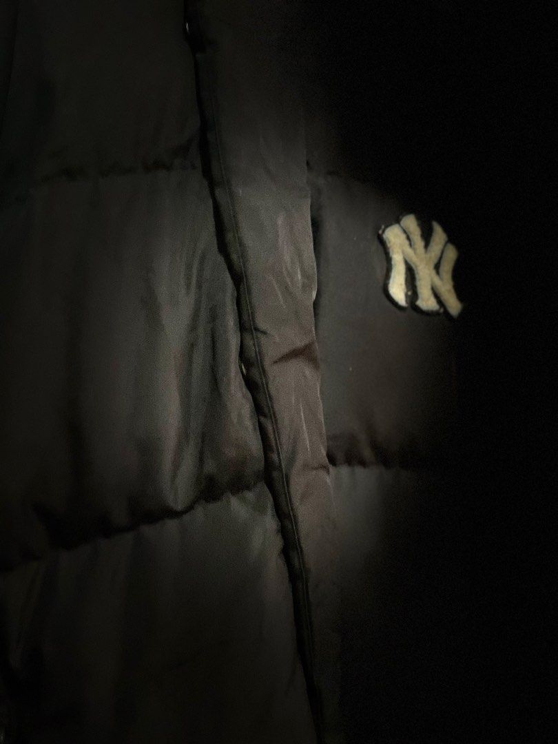 NY Puffer Jacket Yankees Since 1903 (Category: Coats, Jackets and Outerwear) located in Taguig. Submitted by manthrifts (Listing ID 1464878625, Image 3). Description: .