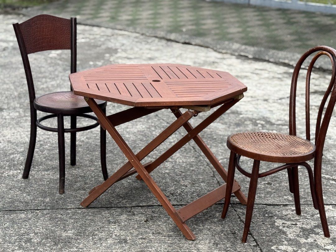 octagonal wooden folding patio table (Category: Tables & Sets) located in Bulacan. Submitted by rock_off.thriftshop.ph (Listing ID 1464942938, Image 3). Description: .