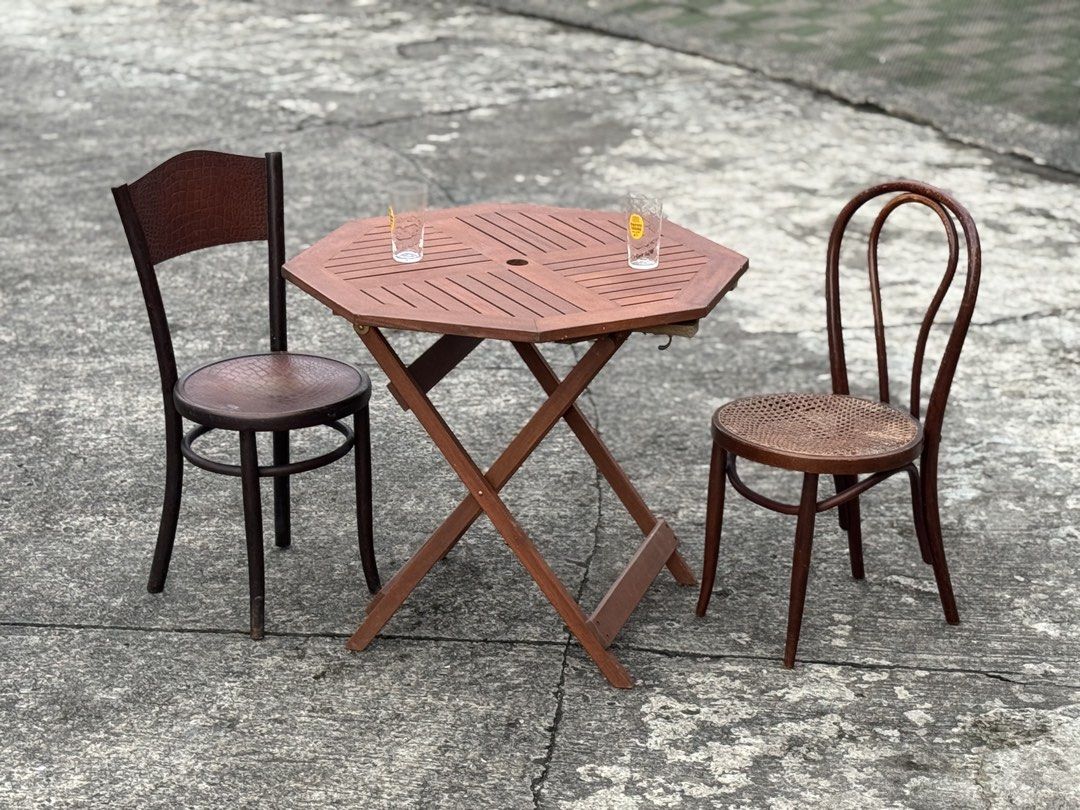 octagonal wooden folding patio table (Category: Tables & Sets) located in Bulacan. Submitted by rock_off.thriftshop.ph (Listing ID 1464942938, Image 1). Description: .