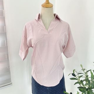 (Category: ) located in . Submitted by momentsofyouth.clothing (Listing ID 1464890930, Image 1). Description: .