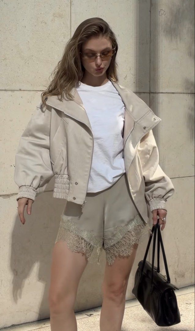 Olive green shorts with lace (Category: Shorts) located in Taguig. Submitted by darjaromanova (Listing ID 1464820609, Image 1). Description: .