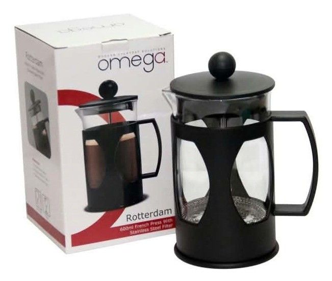 Coffee Maker and Press Coffee (Category: Coffee Machines & Makers) located in Muntinlupa City. Submitted by melbeng (Listing ID 1464792038, Image 1). Description: - Brands: Blankk and Omega - RFS: Decluttering.