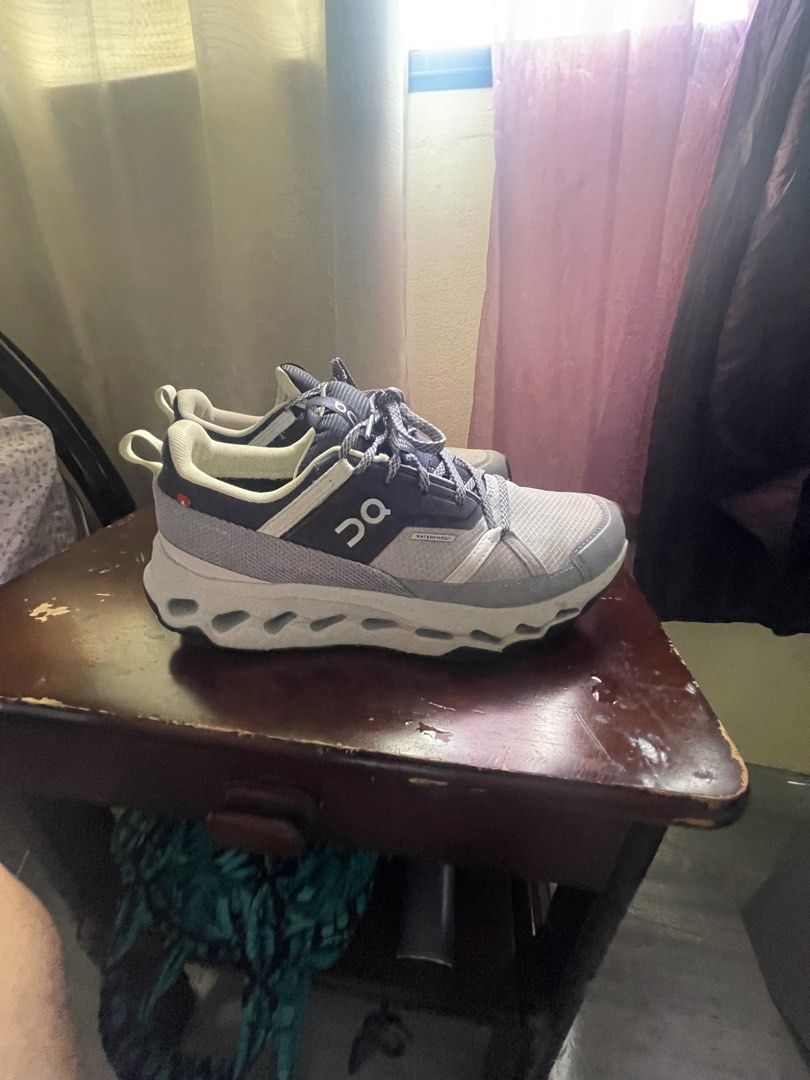 On Cloudhorizon Waterproof Sneakers Grey Navy (Category: Sneakers) located in Manila. Submitted by d.twins_18 (Listing ID 1464774865, Image 2). Description: - Brand: On Running - Model: Cloudhorizon Waterproof - Colorway: Grey and navy with white soles - Features: Cloudtec Phase cushioning, Swiss engineering branding, patterned laces, and heel pull tabs - Best For: Hiking, running, and everyday wear in wet weather - Condition: Great comfort and p