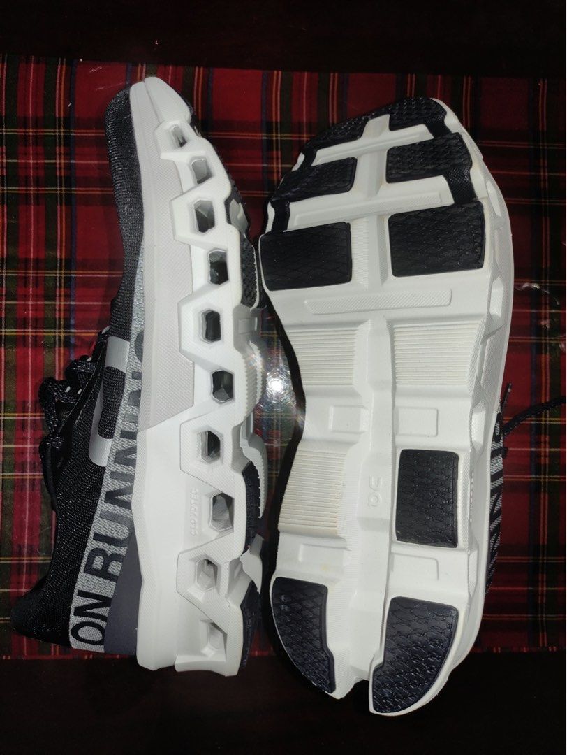 ON Cloudmonster 2 Black Frost White (Category: Casual Shoes) located in Cavite. Submitted by hottiemean (Listing ID 1464907577, Image 2). Description: Bnew No Box Size 10 (Mens Size) ON Cloudmonster 2 Black Frost White.