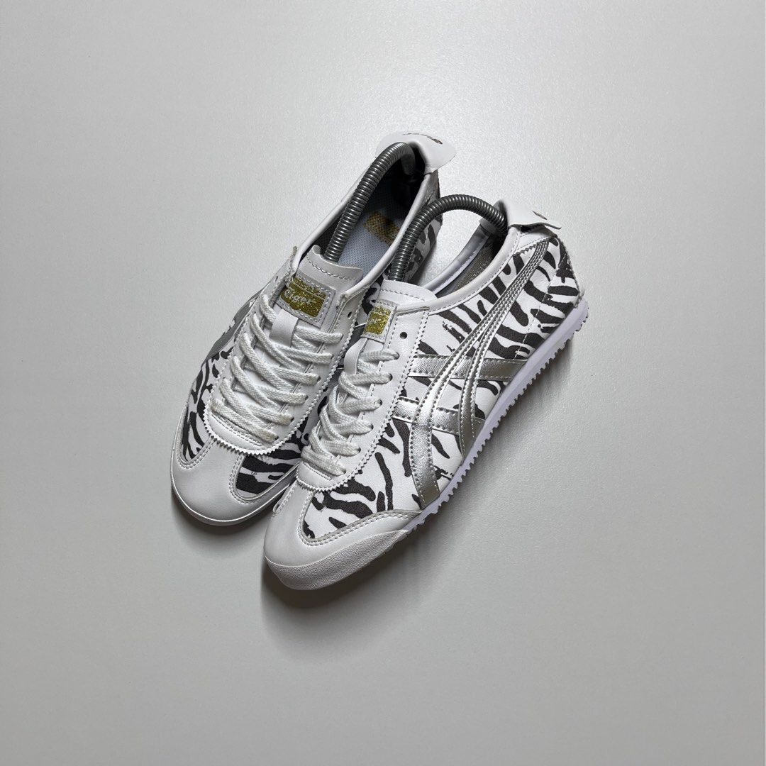 ONITSUKA US7.5 (Category: Casual Shoes) located in Carmona. Submitted by aijushoeshop (Listing ID 1464891902, Image 1). Description: ONÌTŚ “Tiger print” 7.5us l 255mm l 40.5euro Excellent Condition✨ Mine : 1990 DISCLAIMER: AIJUSHOESHOP are not affiliated with or associated with any brands or companies mentioned. All products shown are independently sourced, The authenticity of items is not guaranteed unless verified/proven authentic. Buyers are e
