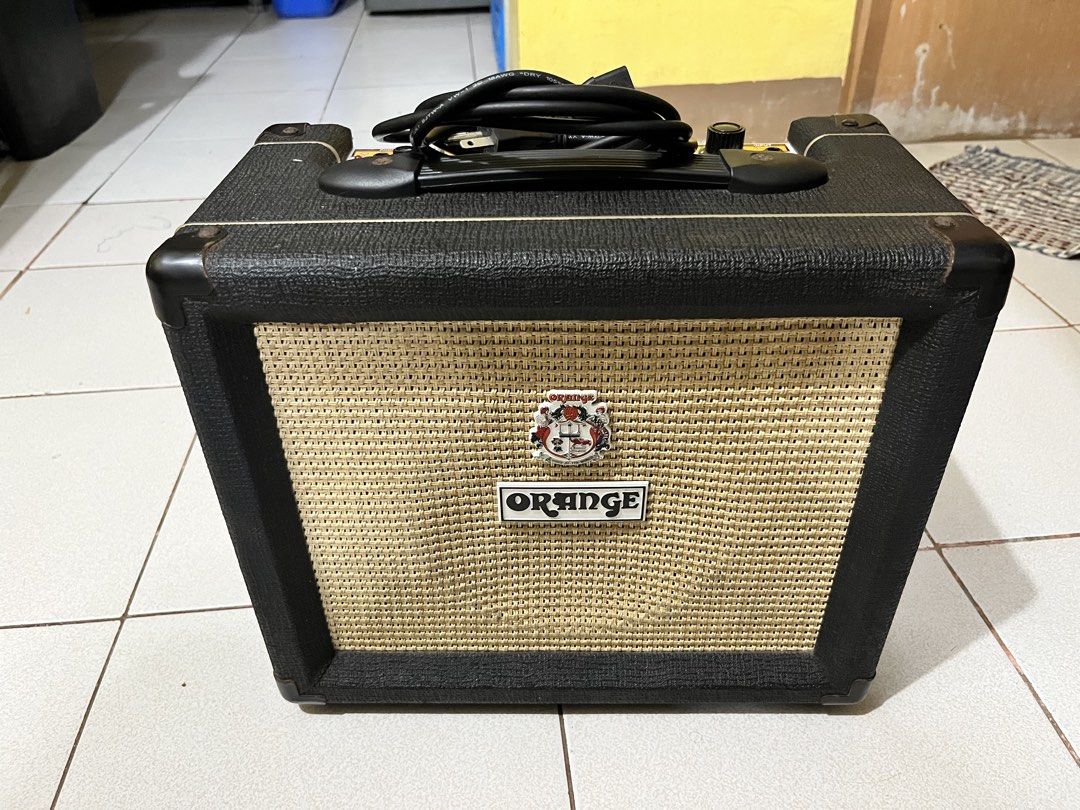Orange Crush 20RT Guitar Amplifier with Power Cable (Category: Musical Instruments) located in Cavite. Submitted by ronnn25 (Listing ID 1464812394, Image 1). Description: - Model: Orange Crush 20RT guitar amplifier - Features: Built-in chromatic tuner, reverb, clean & dirty channels - Condition: All controls and inputs 100% working, normal exterior wear - Ideal for: Practice and small setups - Included: Power cord.