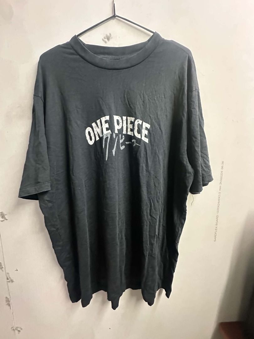 Original One Piece Shirt (Category: Tshirts & Polo Shirts ) located in Makati City. Submitted by luckymoonshop (Listing ID 1464935810, Image 1). Description: Original One Piece Shirt PHP 300.00 Size: Medium - Men.