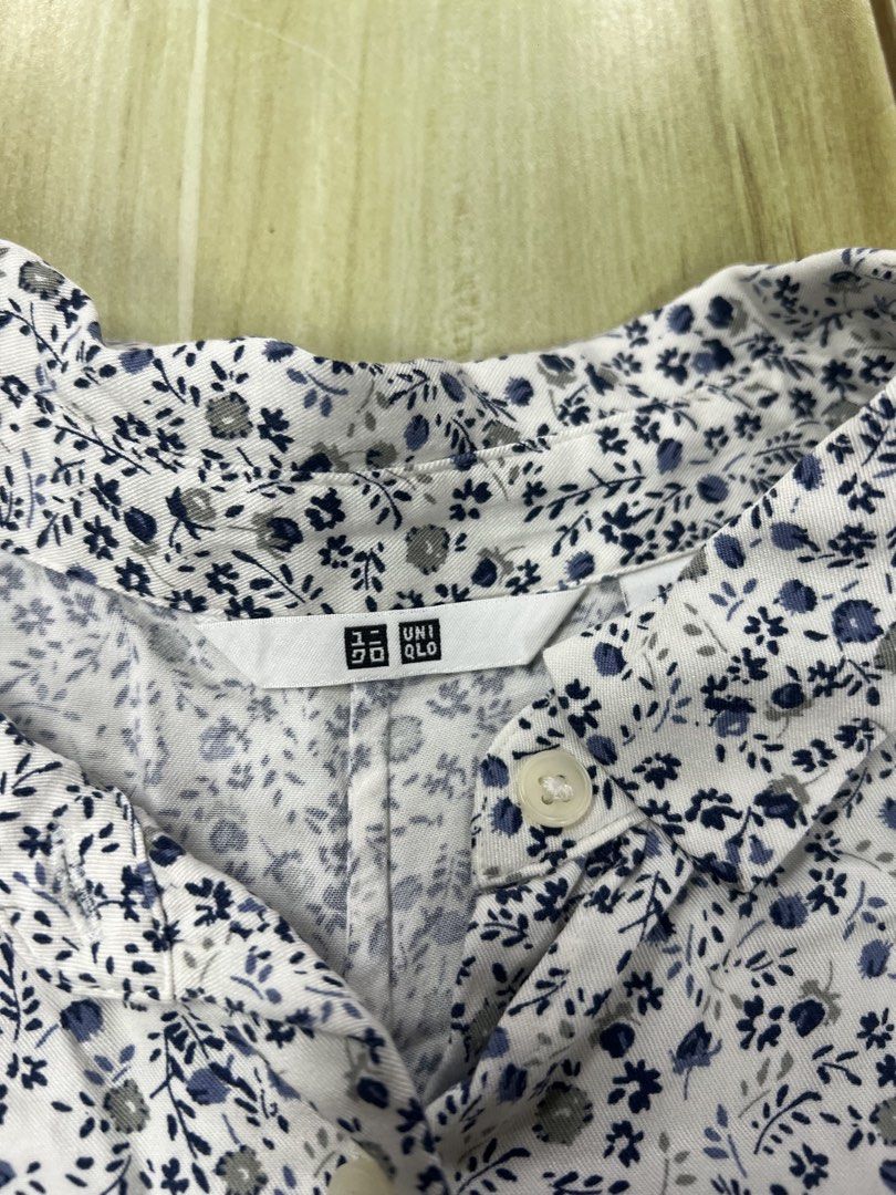 Original Uniqlo (Category: Blouses) located in Manila. Submitted by issie_07 (Listing ID 1464810373, Image 2). Description: RFS: Decluttering.