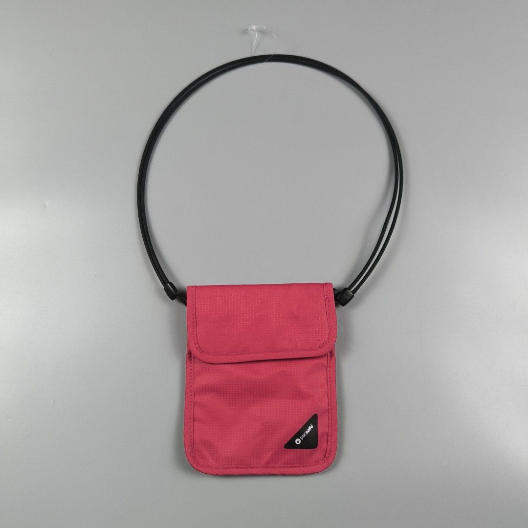 Pacsafe Conversafe x75 (Category: Sling Bags) located in General Mariano Alvarez. Submitted by rammrtnz (Listing ID 1464920096, Image 1). Description: Pacsafe Conversafe x75 Lightweight Slash resistant strap Soft and breathable RFID blocking Dimension: Height - 6.5inches Width - 5inches Excellent condition Php1380+shipping fee Mode of payment: Via Gcash/Maya or RCBC Message us for more details and transaction. Thank you so much and stay safe ☺️🙏