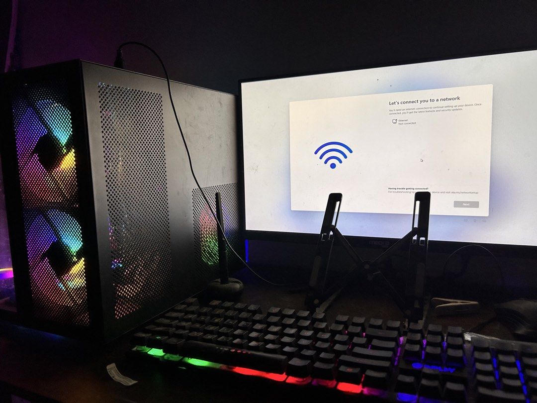 Pc setup for gaming, work, or school. (Category: Desktops) located in Caloocan City. Submitted by basaroma2868582 (Listing ID 1464852462, Image 1). Description: Inplay PC gaming set up Specs: Intel Xeon 8 Cores Gaming Desktop RX580 8GB Video Card I 32GB RAM It was on windows 11 pro, but I did a reset and its back now on windows 10. Good for gaming, school, and work. Can play GTA 5 and Dota. Can even use for drawing and graphic designing. Good for