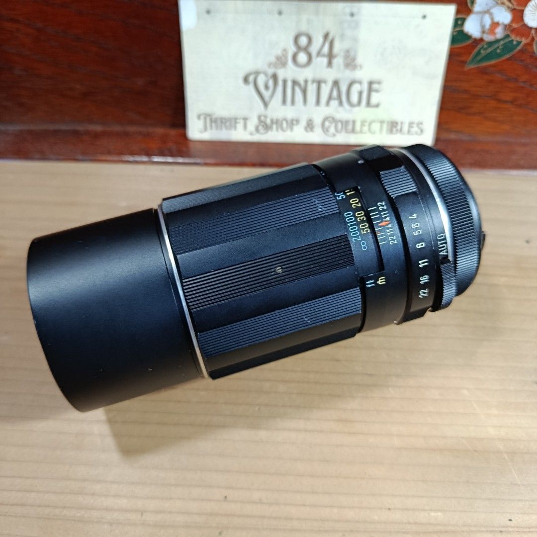 Pentax S-M-C Takumar 200mm F4 Minty (Category: Vintage Collectibles) located in Las Pinas. Submitted by 84vintage (Listing ID 1464863612, Image 1). Description: Excellent minty condition with no Fungus or Haze. Silky smooth focusing and snappy aperture. Please see actual photos..