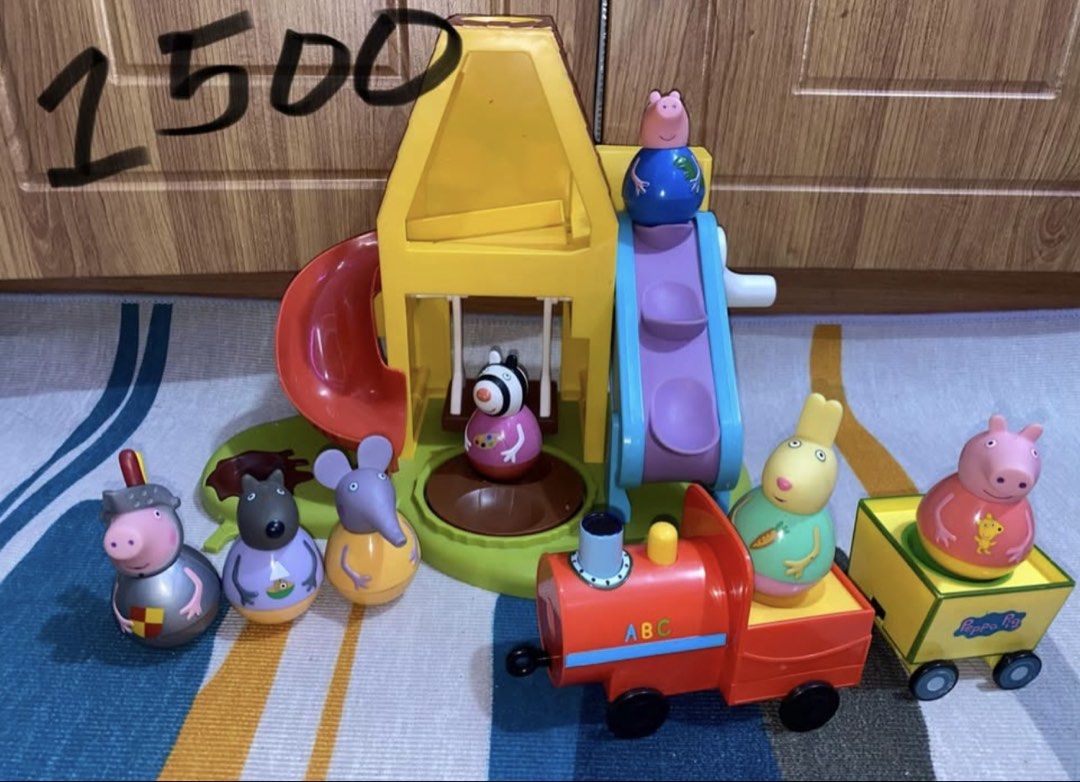 Peppa Pig Playset (Category: Kids Toys) located in Manila. Submitted by ea0113 (Listing ID 1464881099, Image 1). Description: See individual photo for the price.