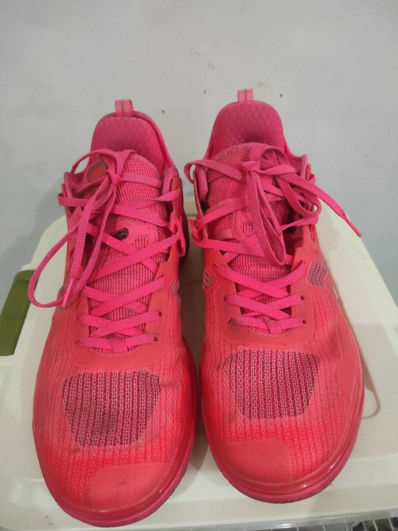 Pink Athletic Sneakers Training Shoes (Category: Casual Shoes) located in Manila. Submitted by krisanne01 (Listing ID 1464873647, Image 1). Description: - Color: Bright pink - Material: Textured mesh upper with durable rubber soles - Best for: Running or gym workouts (great grip) - Closure & Comfort: Standard lace-up with padded ankle collar - Condition: Minor wear marks on the fabric surface.