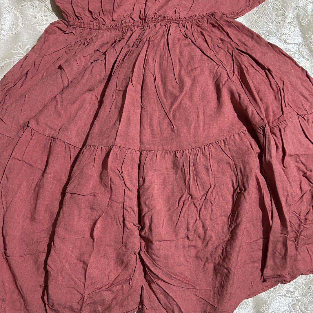Pink Dress (Category: Dresses) located in Manila. Submitted by hvscloset (Listing ID 1464877403, Image 3). Description: .