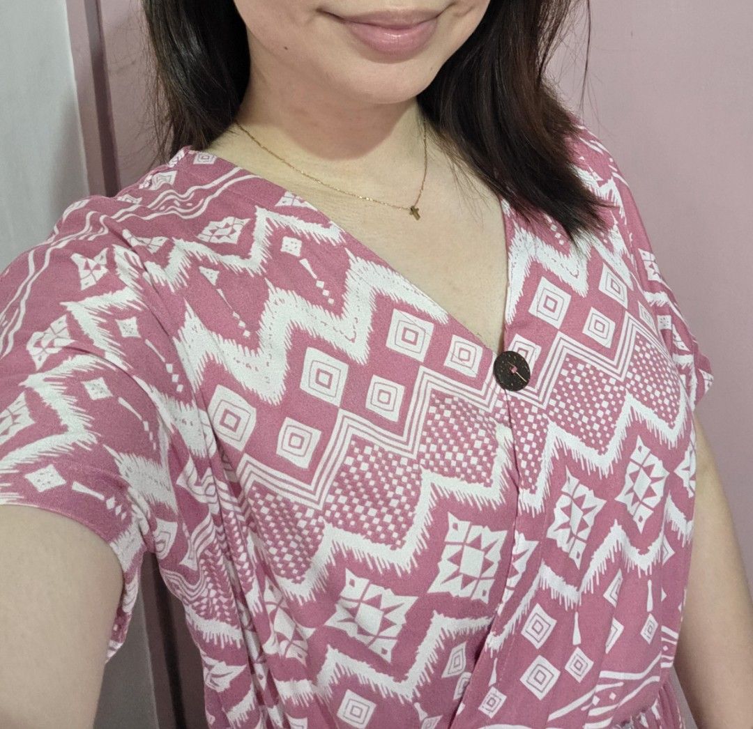 Pink Summer Dress (Category: Dresses) located in Quezon City. Submitted by pwinx (Listing ID 1464798660, Image 1). Description: - Used a few times only - No issues - Stretchable - Cotton fabric - S-L.