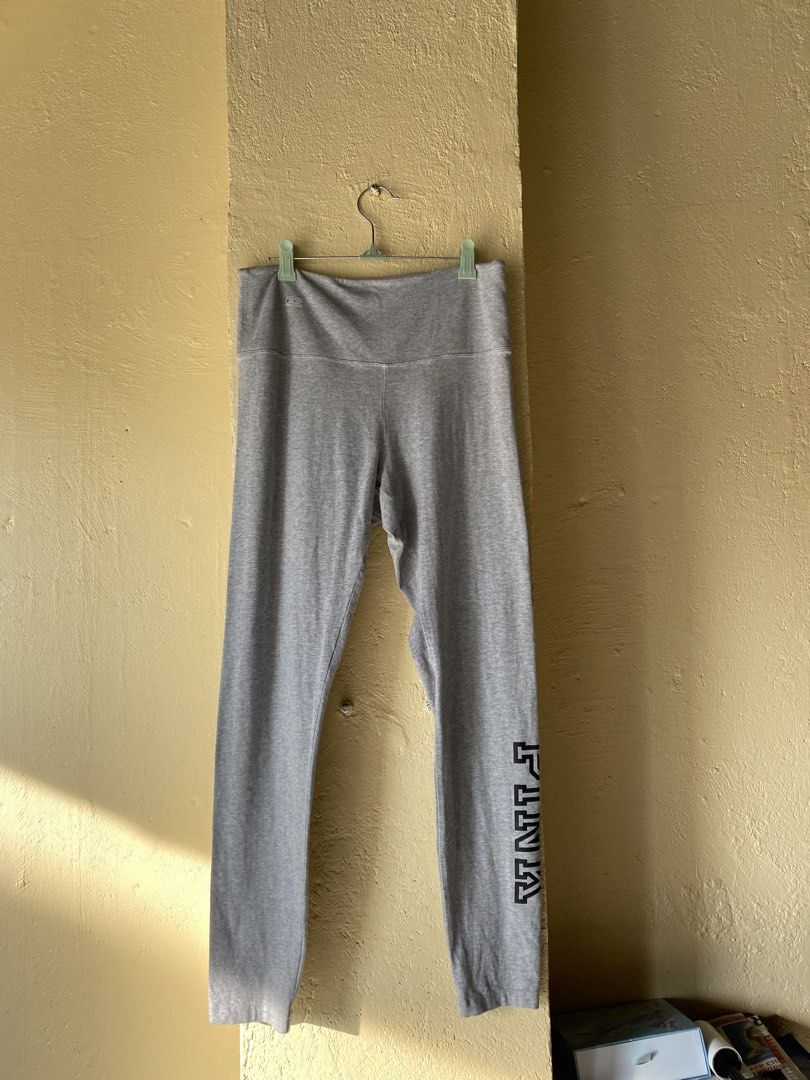 Pink yoga leggings (Category: Other Bottoms) located in Calapan. Submitted by mnlhabithrift23 (Listing ID 1464900268, Image 1). Description: Waist : 30 Length : 38 Leg hole : 5 Color rate : Issue : lints .