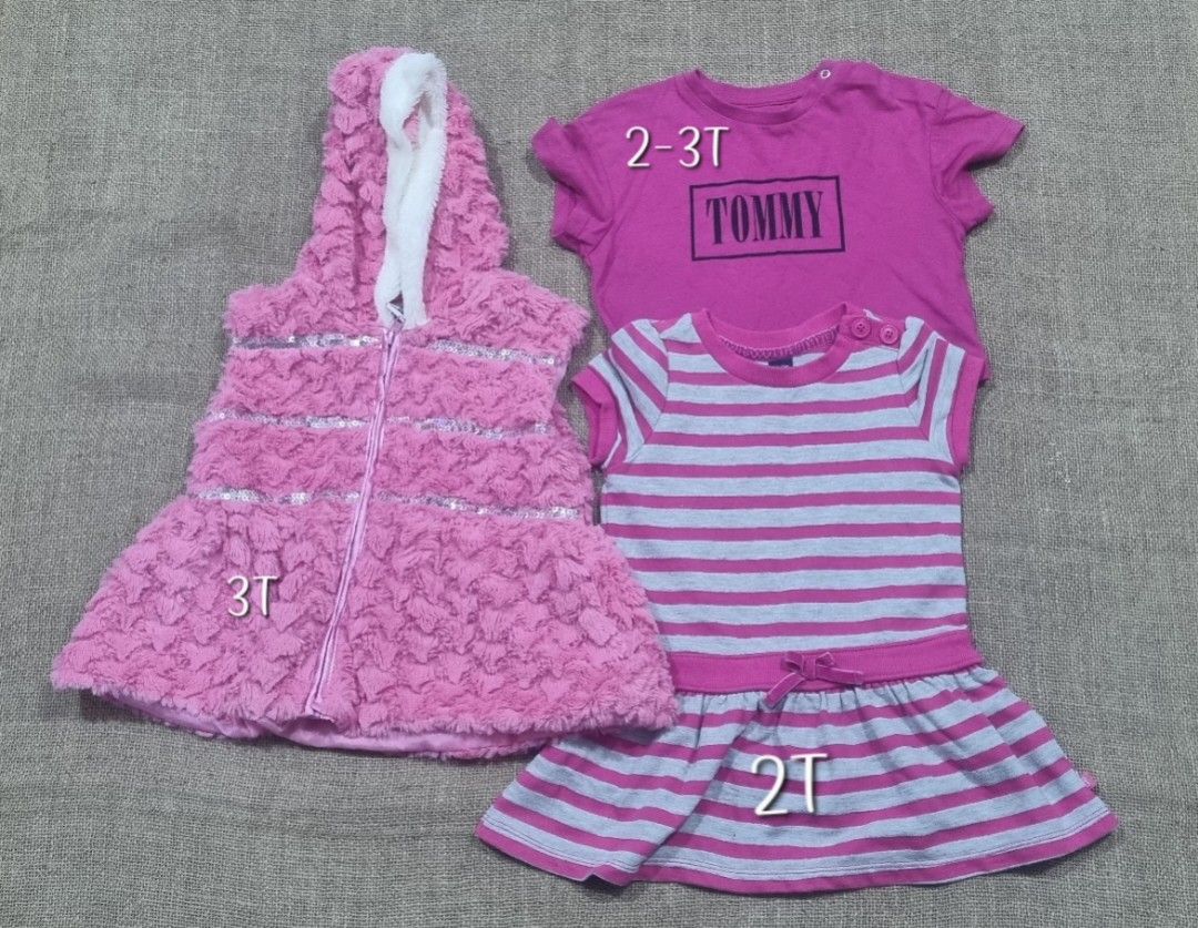 📣Pink tops bundle📣 (Category: Babies & Kids Fashion) located in San Jose del Monte. Submitted by angelsnest (Listing ID 1464826294, Image 1). Description: ✔️3-pc pink tops bundle 2-3t- Tommy H., cropped,snap closure 2t- babyGAP,with button closure 3t- real love, zippered vest, fur,with hood Fixed price bundle No cod available Gcash,Maya, bank transfer ℹ️items stored for a while, washing or cleaning is recommended.