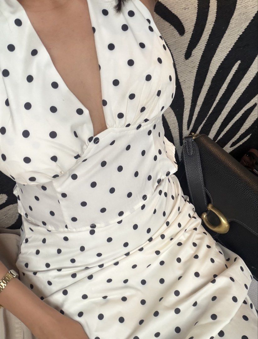 Polka Dot Backless Halter Tie Ruffle 2-Piece Set (Category: Sets or Coordinates) located in Quezon City. Submitted by ryyinaa (Listing ID 1464917420, Image 2). Description: - Coords - Brandnew - Used Once - Non Nego - Loc: Teresa, Rizal / Makati.