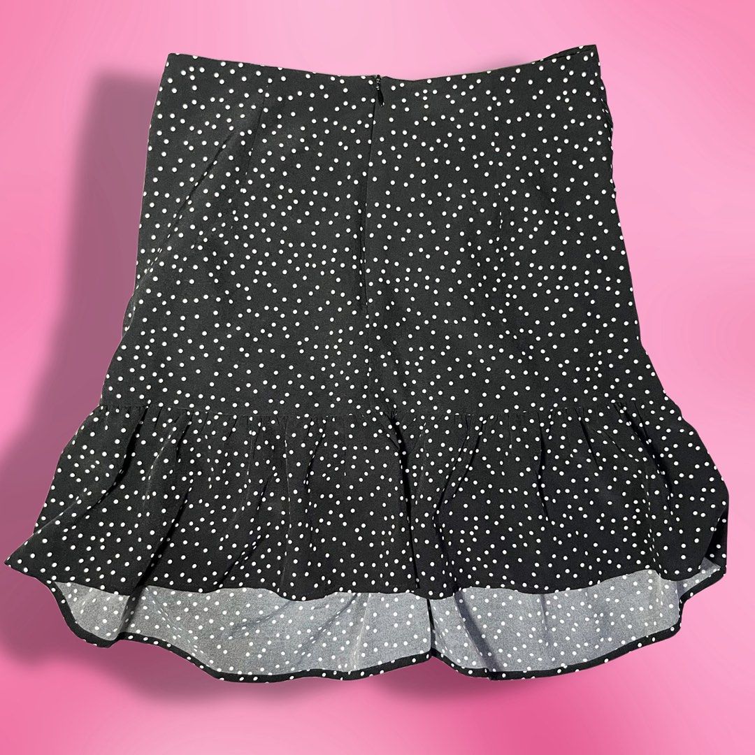 Polka Dots Crop top and Skirt set (Category: Sets or Coordinates) located in Quezon City. Submitted by ayzria (Listing ID 1464875416, Image 3). Description: .