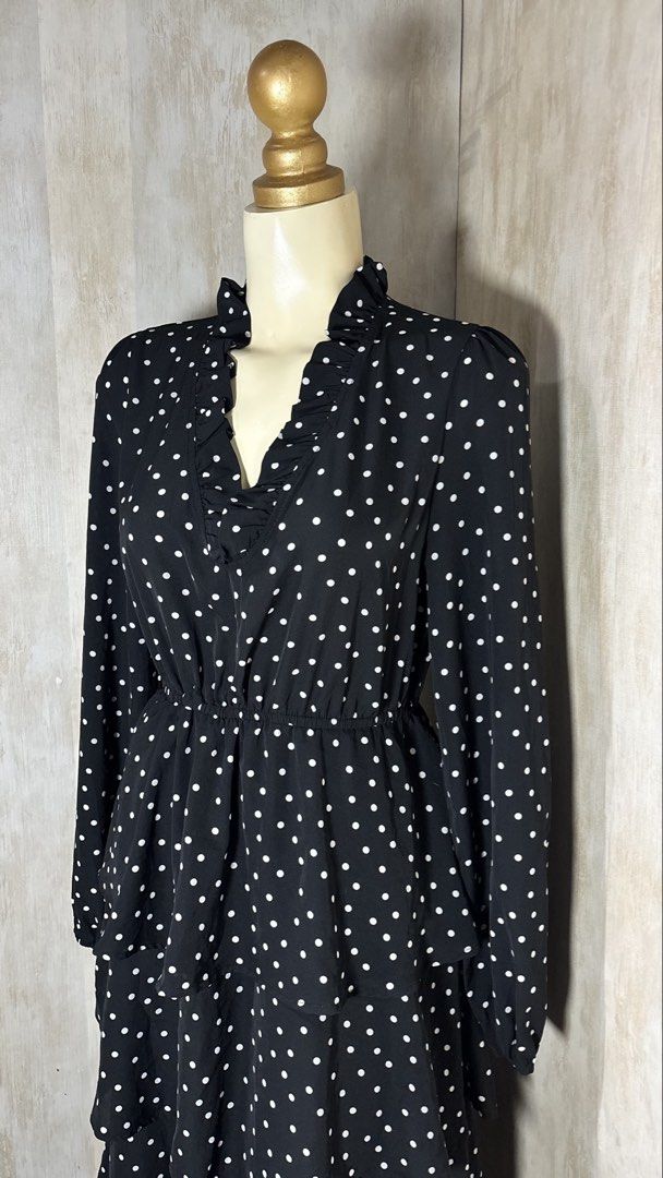 Polka layered dress (Category: Dresses) located in Dasmarinas. Submitted by lovemerit (Listing ID 1464877086, Image 2). Description: can fit med to semi large Maxi dress perf for church and casual So cuteeee.