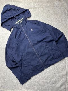 (Category: ) located in . Submitted by carlthriftwearapparel (Listing ID 1464819843, Image 1). Description: .