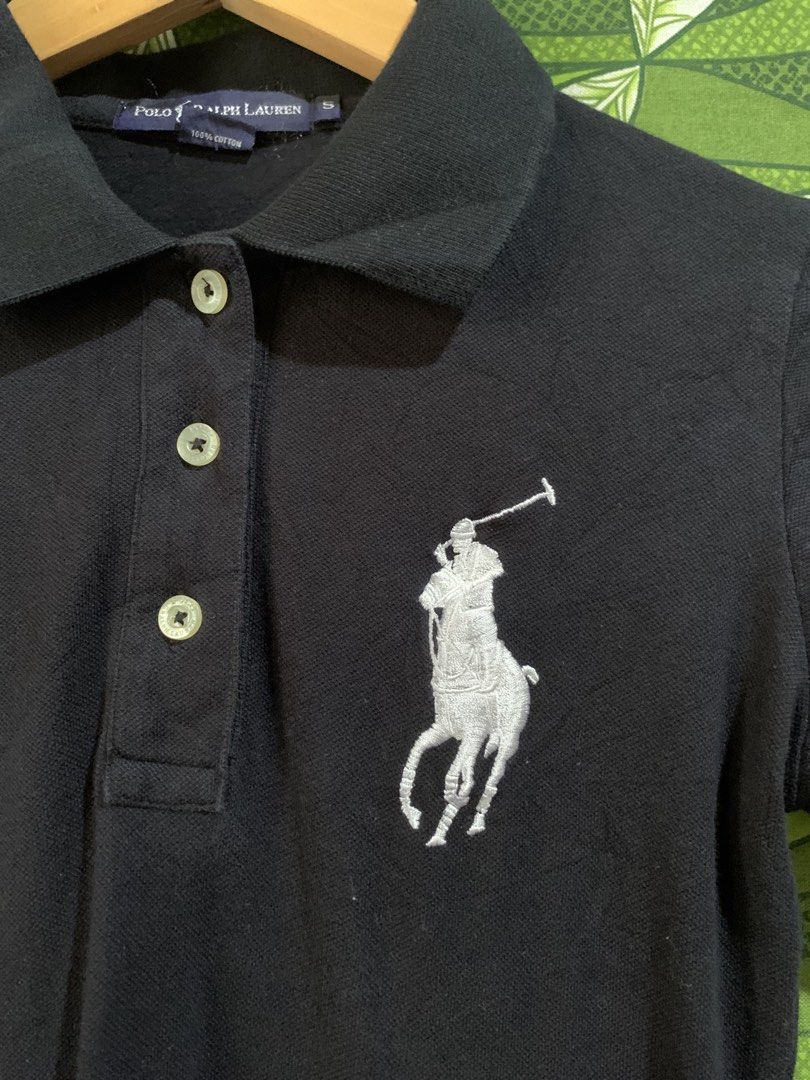 Polo Ralph Lauren womens (Category: Others Tops) located in Manila. Submitted by makaluma022 (Listing ID 1464825785, Image 3). Description: Excellent condition No issues Slim fit Size small.