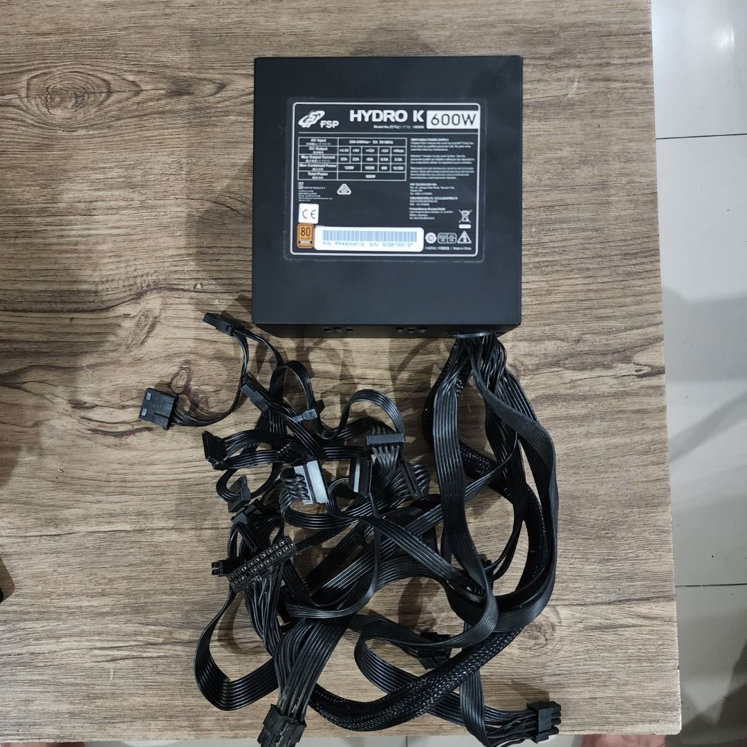 Power Supply 600w Hydro K (Category: Computer Parts) located in Caloocan City. Submitted by rlasked (Listing ID 1464903391, Image 1). Description: Fs lightly used nag upgrade agad sa 750w power supply dahil sa new video card.