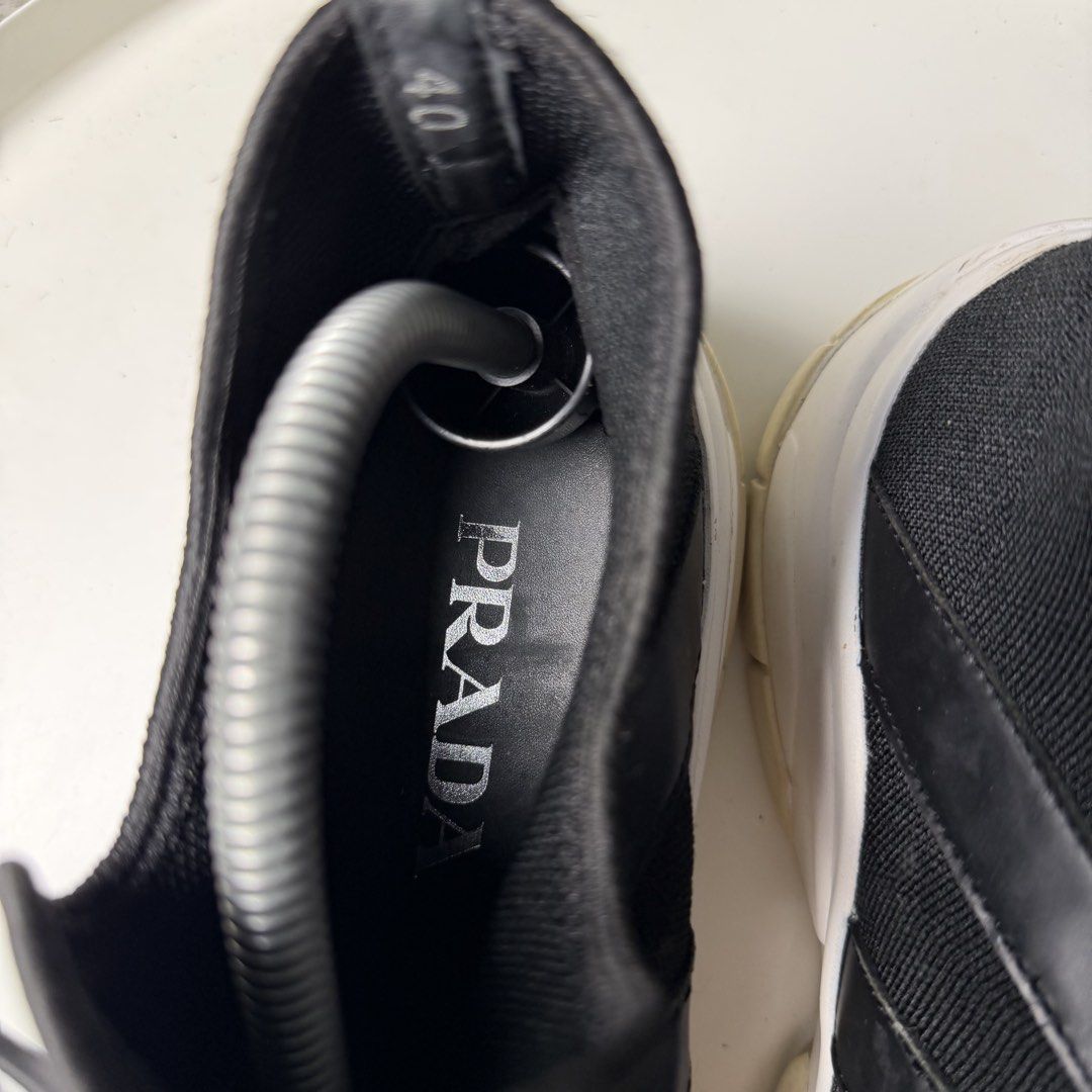 Prada XY Logo Knitted (Category: Sneakers) located in Valenzuela. Submitted by wornagainstudios (Listing ID 1464831813, Image 3). Description: .