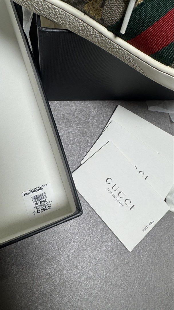 Preloved Gucci Ace Supreme Bee Sneakers (Category: Sneakers) located in Quezon City. Submitted by angelicagracelleamante (Listing ID 1464886981, Image 3). Description: Preloved Gucci Ace Supreme Bee sneakers (Women’s) Size 35.5 (but size 6 in other sneakers) Bought at Gucci Greenbelt for Php 46,500 With dust bag Used but in good condition 8/10 RFS: closet decluttering.