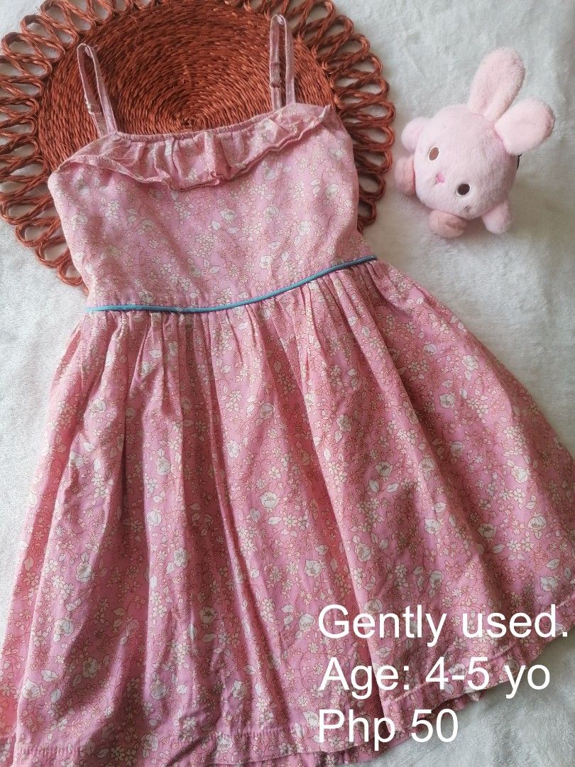 Preloved kids dress (Category: Babies & Kids Fashion) located in Manila. Submitted by mgrace.ef (Listing ID 1464790785, Image 2). Description: Preloved kids dress. See pictures for details..