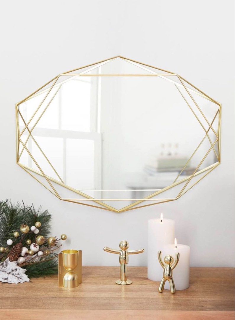 PRISMA MIRROR / TRAY - BRASS OVAL | HANG VERTICAL/HORIZONTAL | UMBRA (Category: Mirrors) located in Calamba. Submitted by japanitems18 (Listing ID 1464777623, Image 1). Description: .