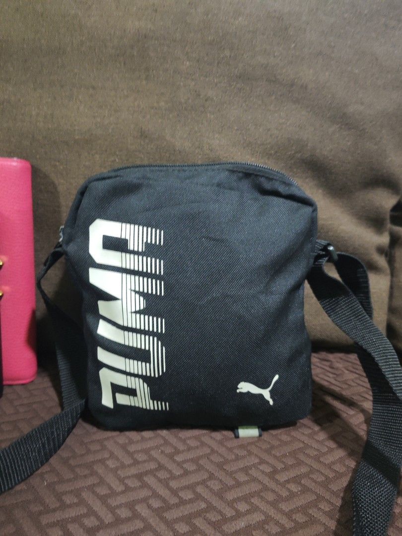 Puma mini sling bag (Category: Sling Bags) located in Pili. Submitted by zaneombao03491 (Listing ID 1464894484, Image 2). Description: .