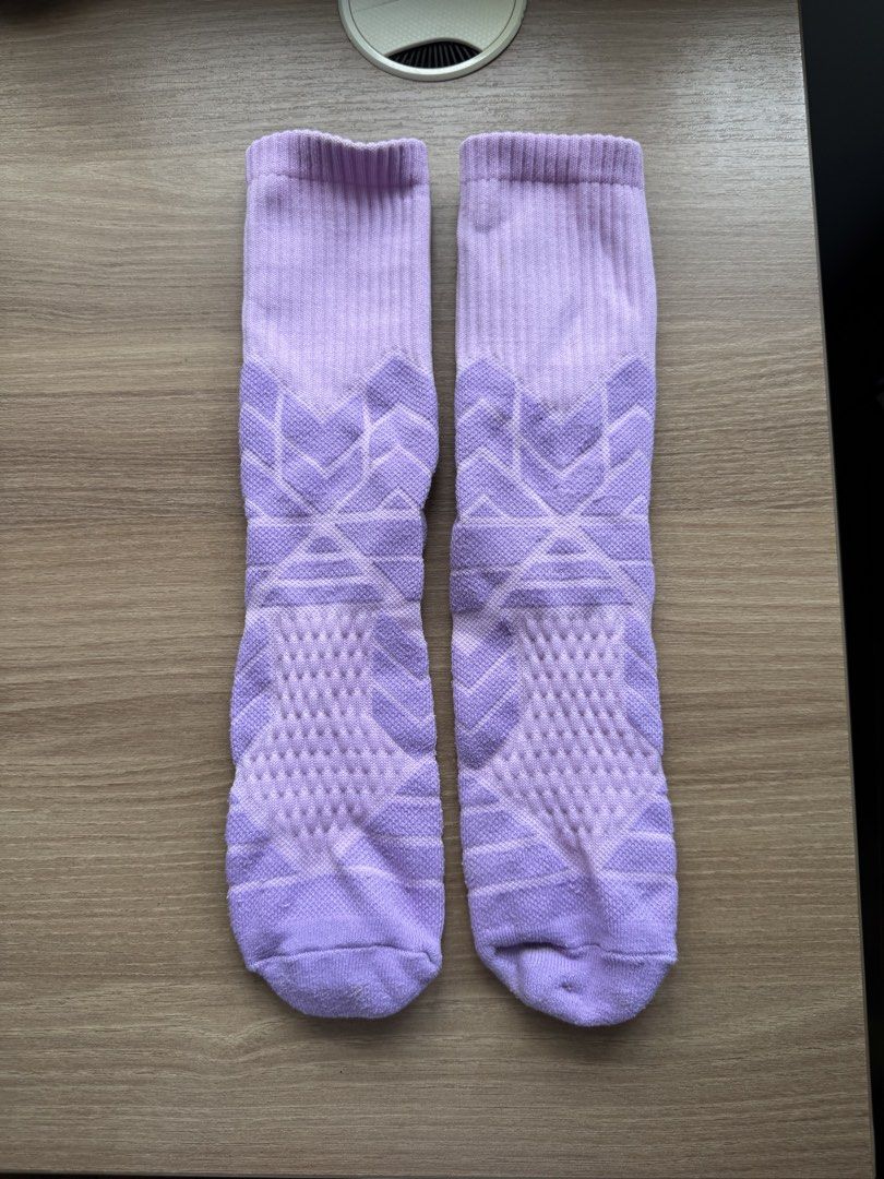 Purple Athletic Crew Socks with Geometric Pattern (Category: Socks & Tights) located in Rizal. Submitted by yowfaveariesdeclutter (Listing ID 1464825014, Image 1). Description: - Color: Purple - Style: Crew socks with ribbed cuffs - Design: Textured geometric pattern - Material: Soft and comfortable - Condition: Clean, no tears - Best for: Workouts or daily wear RFS nagamit ko lang once. Not for me! Or bili kayo ibang stuff ko bigay ko na sayo to