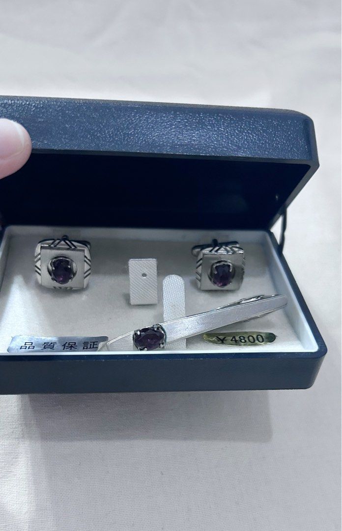 Purple Stone Cuff Links Tie Clip (Category: Cuff Links) located in Makati City. Submitted by cestparfaitvintagejewelries (Listing ID 1464829848, Image 1). Description: .